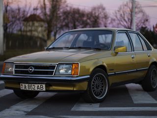 Opel Rekord foto 1