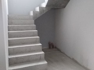 Scări din beton бетонные лестницы foto 2