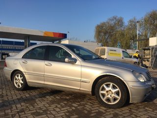 Mercedes C Class foto 2