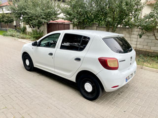 Dacia Sandero foto 4