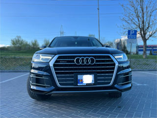 Audi Q7 foto 1