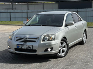 Toyota Avensis foto 3