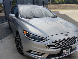 Ford Fusion foto 1