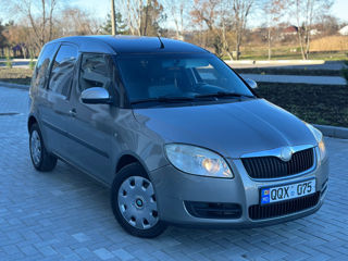 Skoda Roomster foto 2