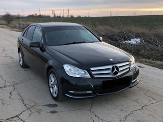 Piese auto w204  C-class / razborka foto 2