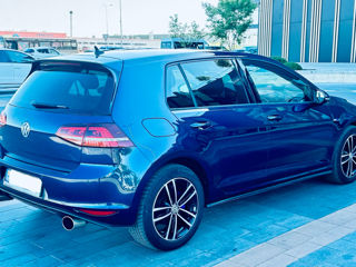 Volkswagen Golf foto 5