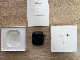 Продам оригинальные AirPods 2 foto 2