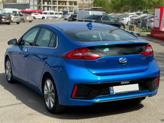 Hyundai IONIQ фото 8