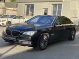 BMW 7 Series foto 3