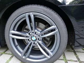 BMW 5 Series foto 4