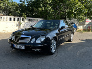 Mercedes E-Class foto 10