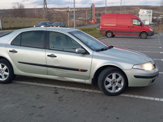 Renault Laguna foto 4