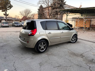 Renault Scenic foto 3