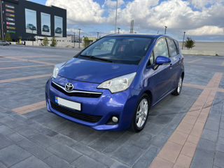 Toyota Verso-S foto 3