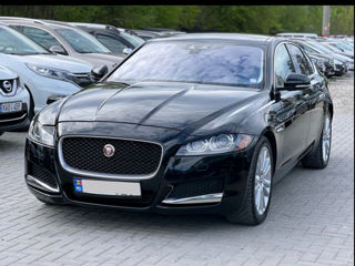 Jaguar XF foto 10