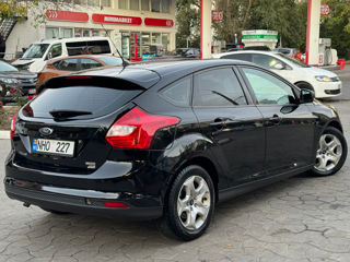 Ford Focus foto 5