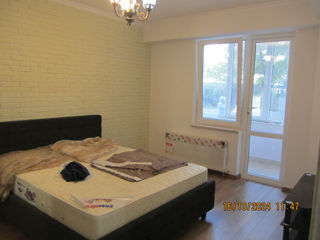 Apartament cu 2 camere, 77 m², Telecentru, Chișinău foto 8