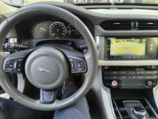 Jaguar XF foto 11