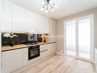 Apartament cu 3 camere, 68 m², Buiucani, Chișinău foto 4