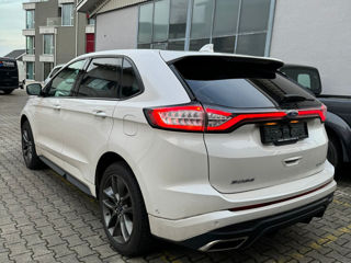 Ford Edge foto 2