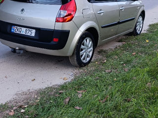 Renault Scenic фото 4