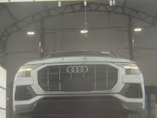 Audi Q8 foto 4