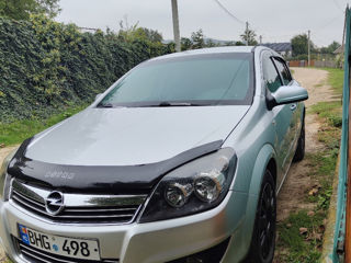 Opel Astra foto 2