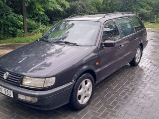 Volkswagen Passat foto 1