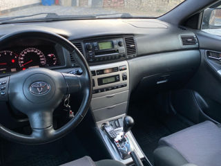 Toyota Corolla foto 8