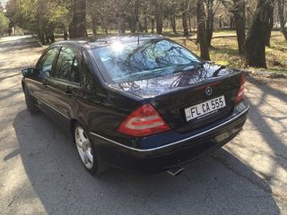 Mercedes C Class foto 5