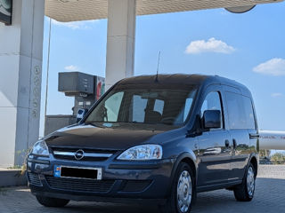 Opel Combo foto 1