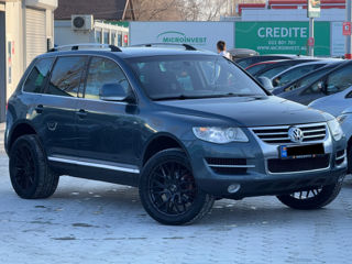 Volkswagen Touareg foto 4