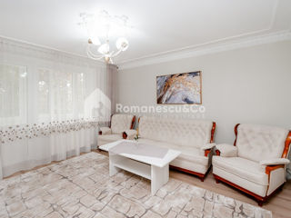 Apartament cu 3 camere, 70 m², Buiucani, Chișinău foto 3