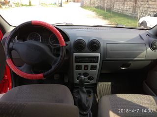 Dacia Logan foto 4