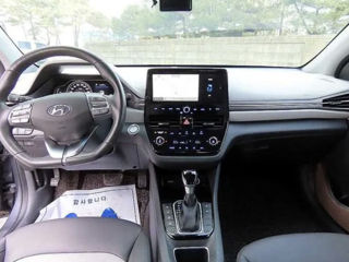 Hyundai ioniq foto 6