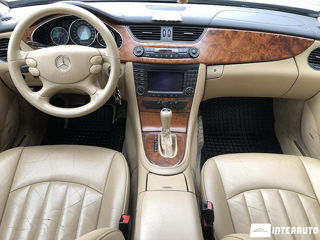 Mercedes CLS-Class foto 12