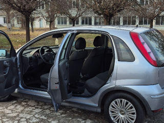 Opel Corsa foto 2