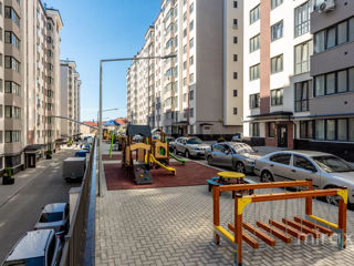 Apartament cu 2 camere, 50 m², Buiucani, Chișinău foto 3