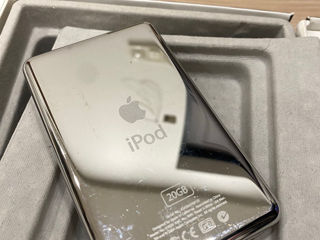 Ipod generatia 4 (20Gb) foto 3