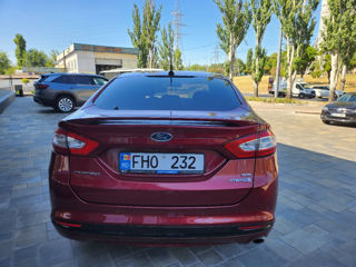 Ford Fusion фото 17