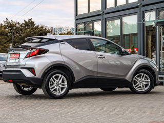 Toyota C-HR foto 5