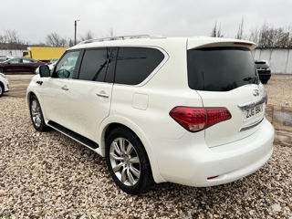 Infiniti QX56 foto 3