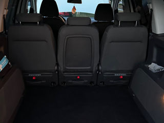 Volkswagen Touran foto 9