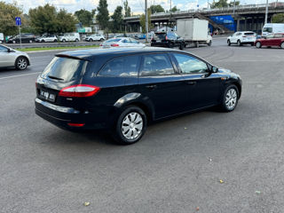 Ford Mondeo foto 6