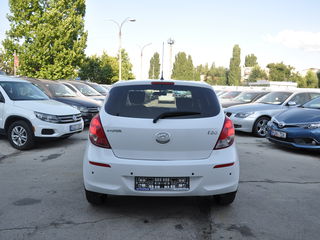 Hyundai i20 foto 5