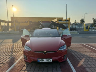 Tesla Model X foto 6