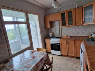 Apartament cu 3 camere, 69 m², Centru, Chișinău foto 2