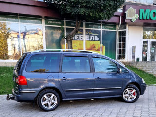 Volkswagen Sharan foto 2