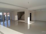 Duplex modern recent finisat în 2 nivele 180m2 foto 2