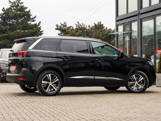 Peugeot 5008 foto 2